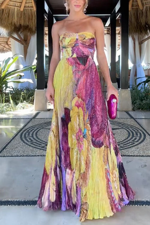 Vestido maxi plisado de tirantes finos con estampado floral y cintura entallada
