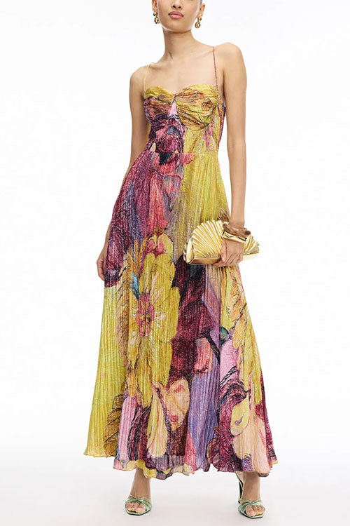 Vestido maxi plisado de tirantes finos con estampado floral y cintura entallada