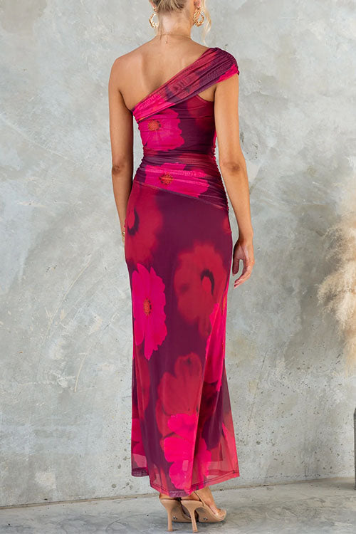 Vestido maxi ceñido de un solo hombro con malla y estampado floral