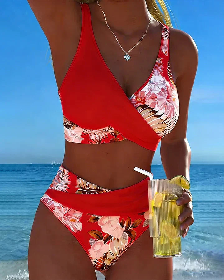 Angelina | Bikini floral reductor en contraste