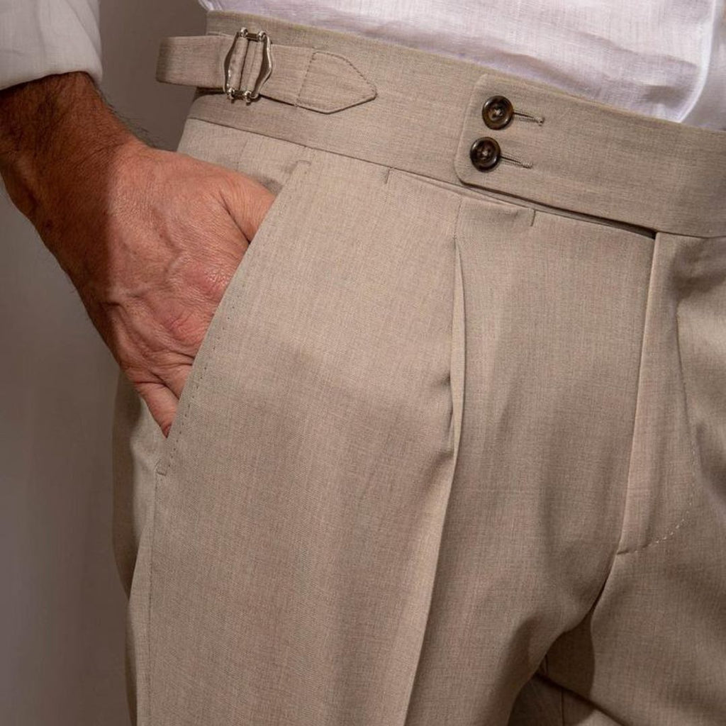 Alessandro™ - Pantalón beige de lujo con diseño distinguido