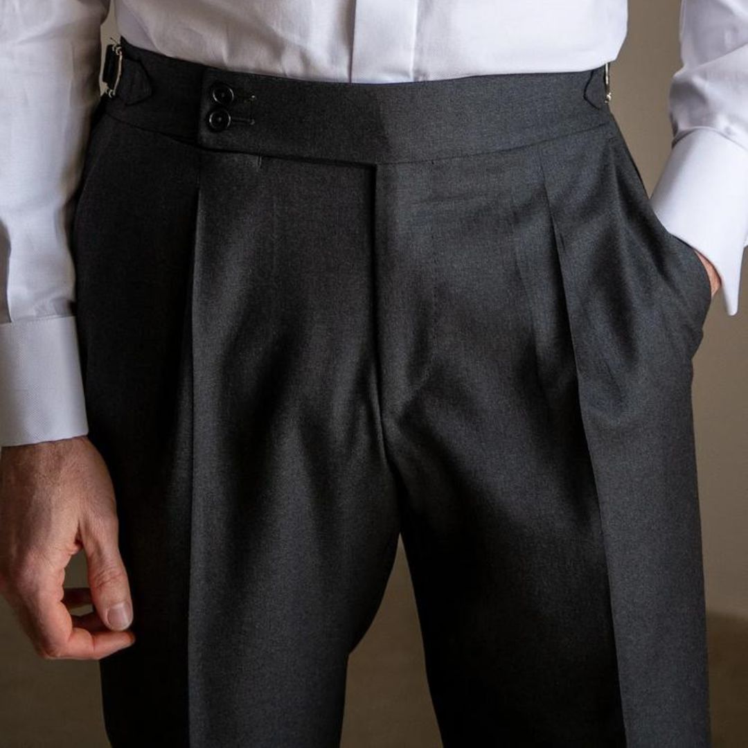 Alessandro™ - Pantalón beige de lujo con diseño distinguido