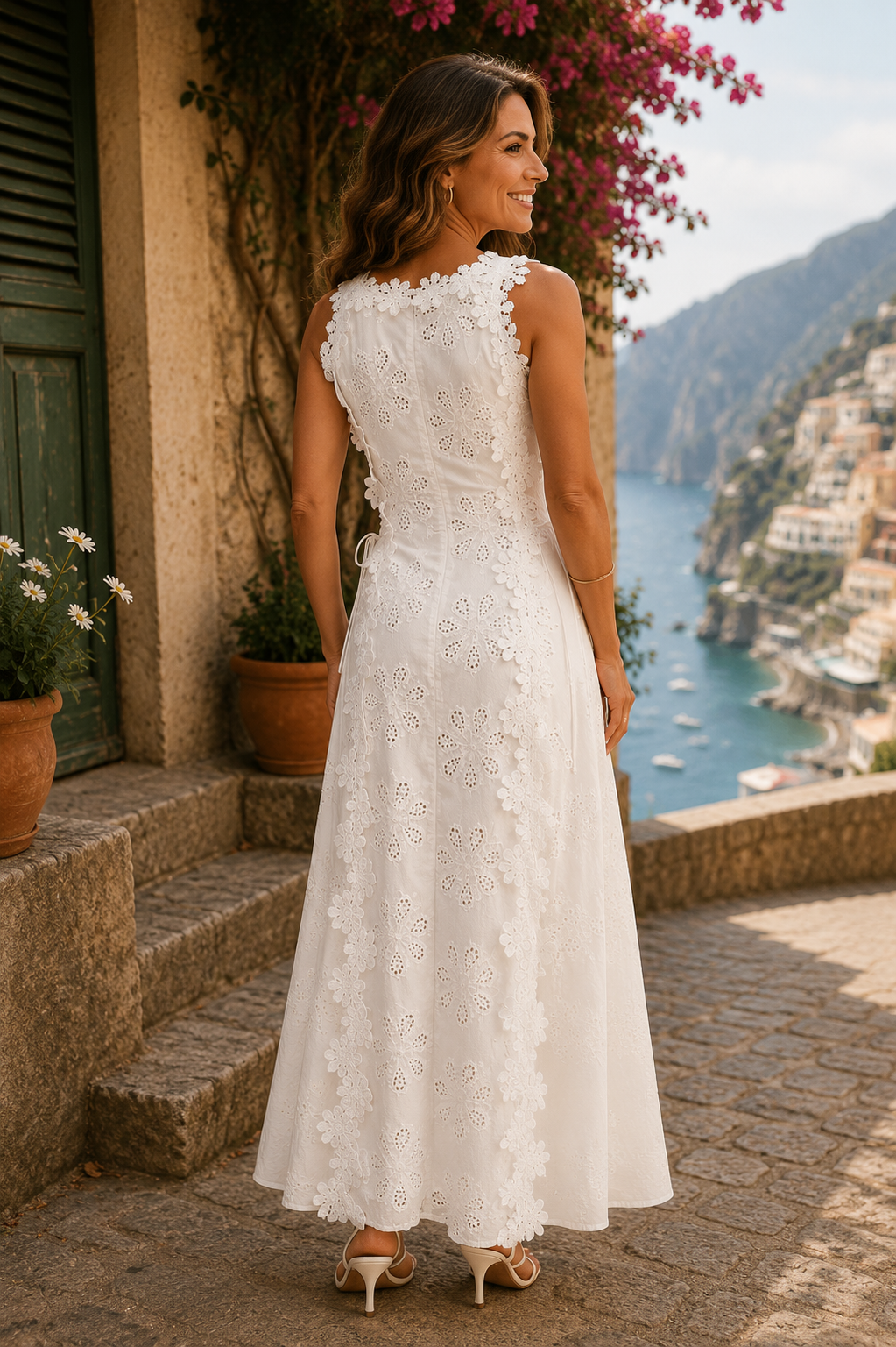 Della | Elegante Maxi Vestido Bordado