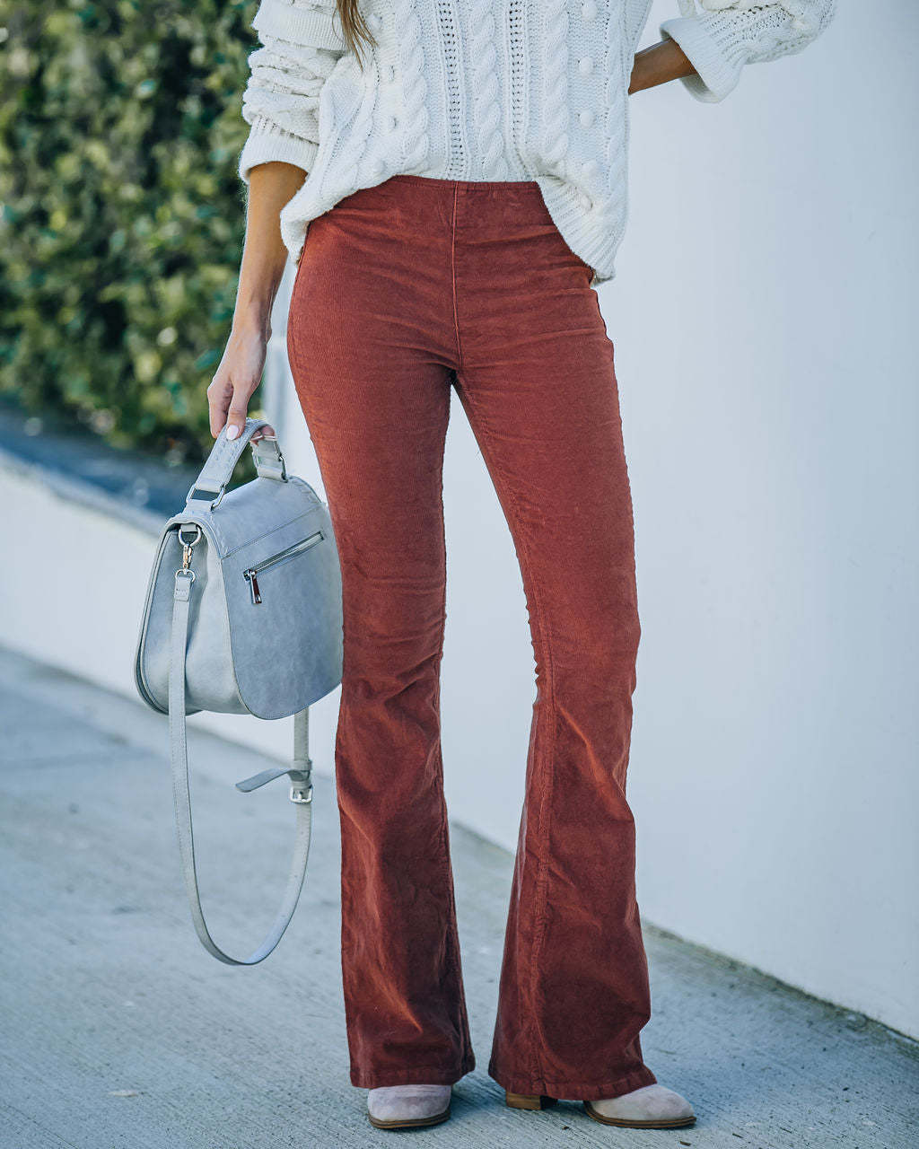 Livia | Jeans Acampanados de Tiro Alto