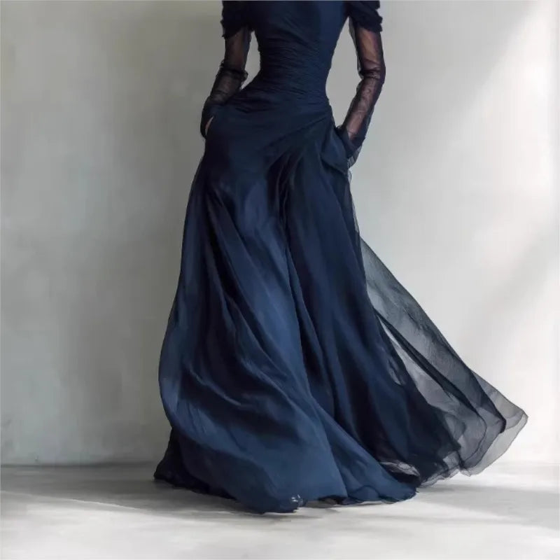 Eleonora | Vestido Largo con Hombros Descubiertos e Insertos de Malla