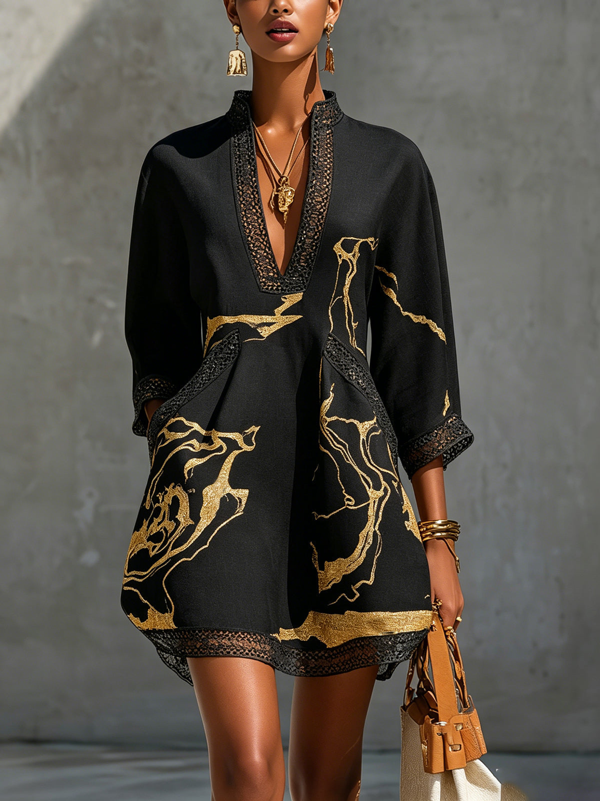 Donatella | Vestido Corto Negro con Estampado Mármol y Encaje
