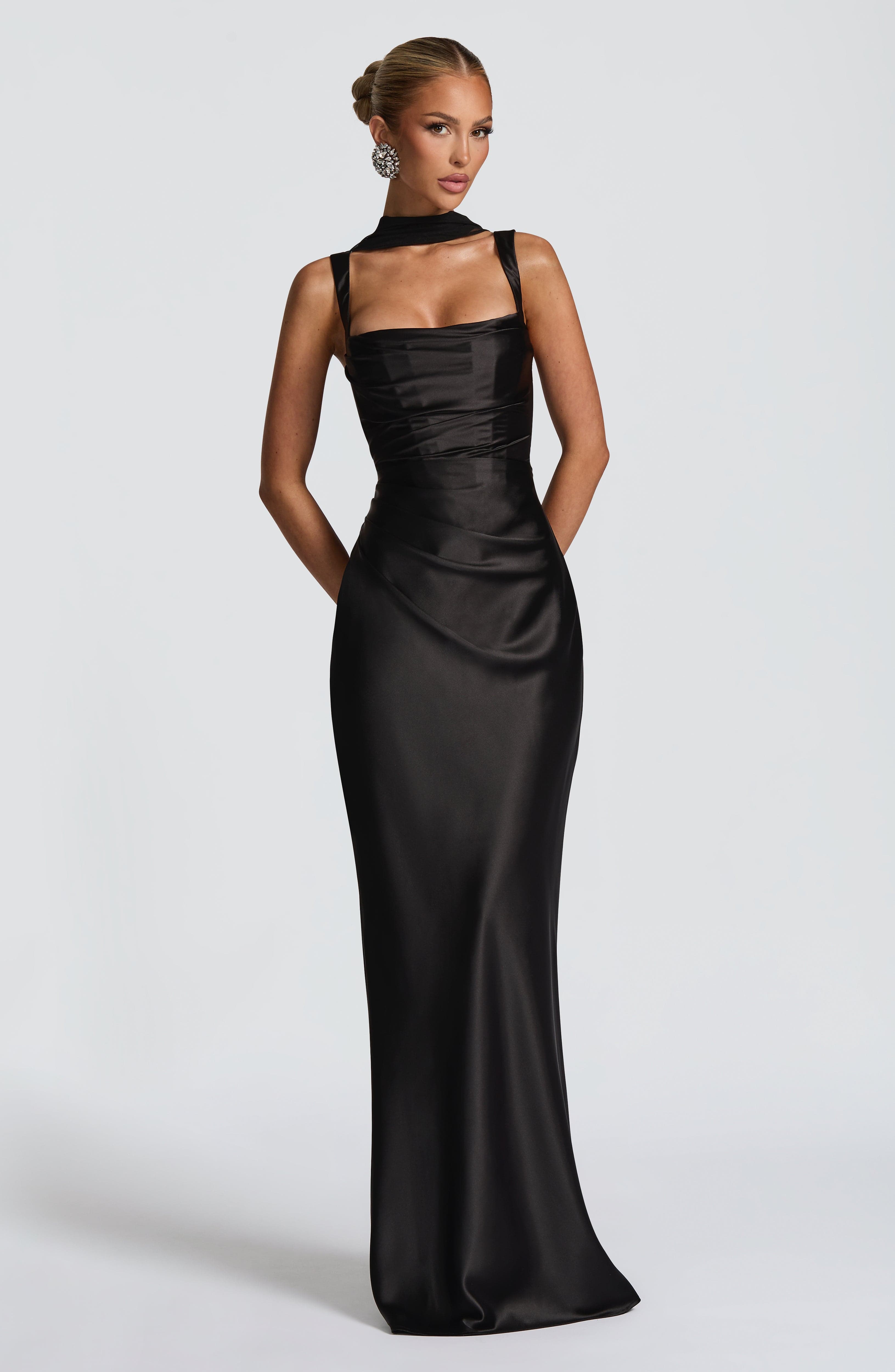 Vestido Naeti™ | Maxi Satinado Escote Cuadrado - Best Seller