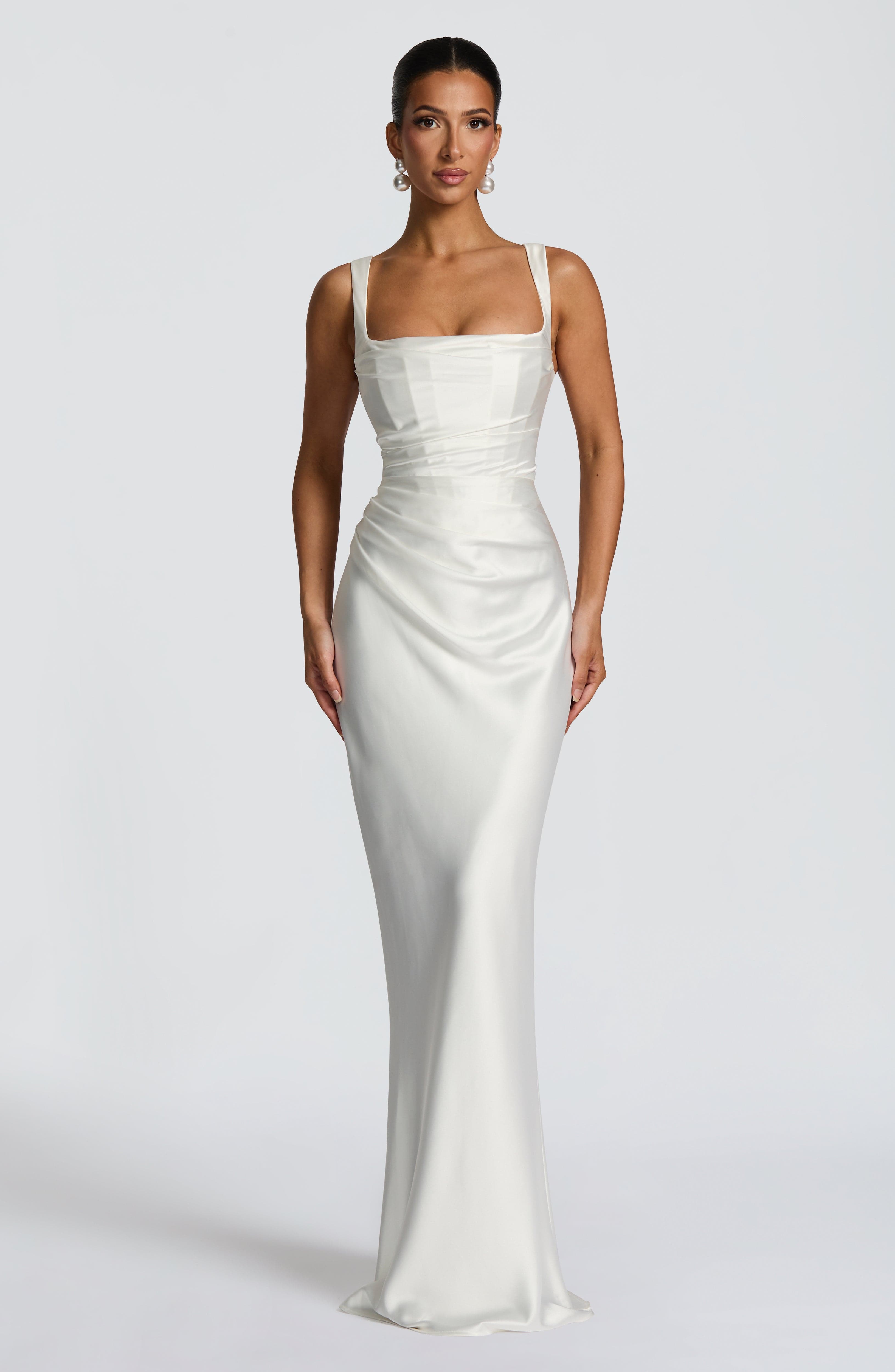 Vestido Naeti™ | Maxi Satinado Escote Cuadrado - Best Seller