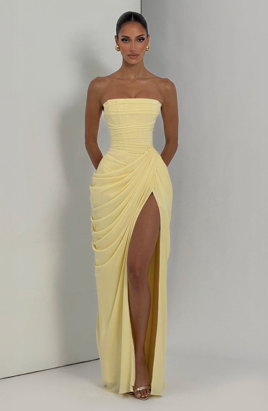 Vestido Lola™ | Maxi Strapless Corsé Interno - Best Seller