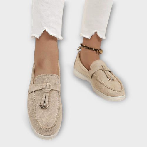 Blanca™ - Mocasines beige femeninos con cordón decorativo