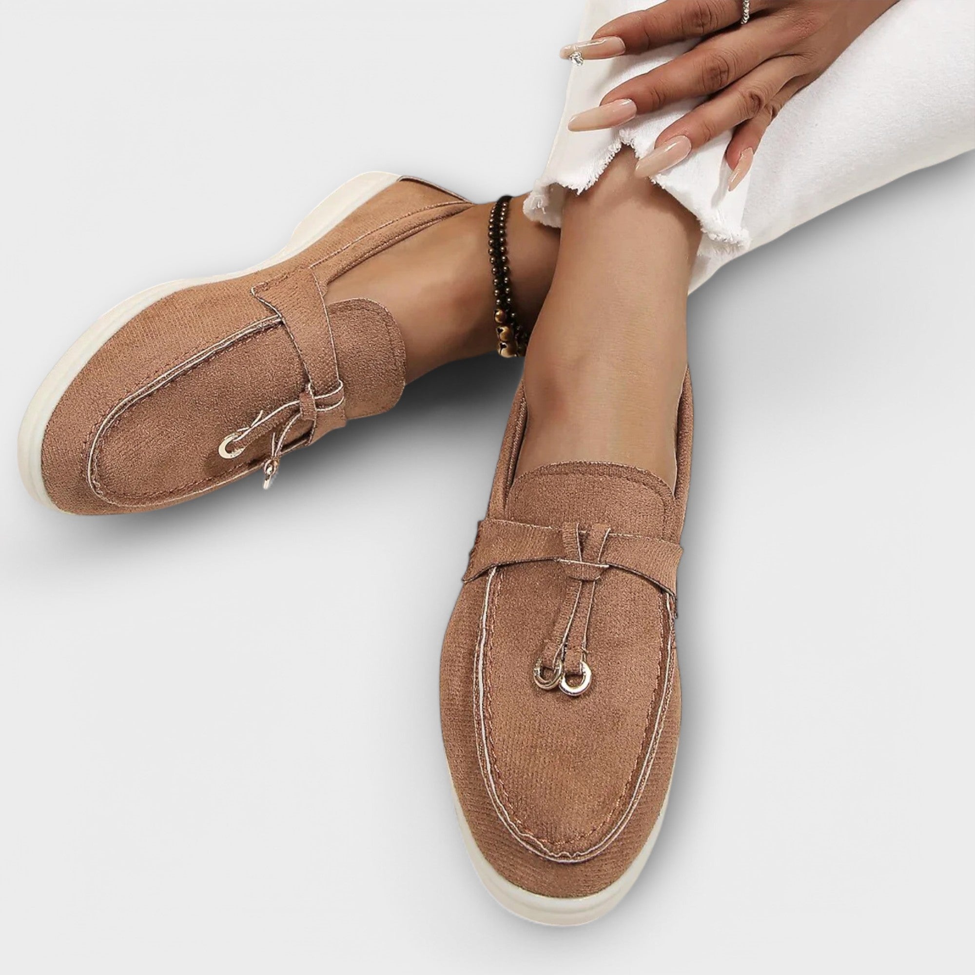 Blanca™ - Mocasines beige femeninos con cordón decorativo