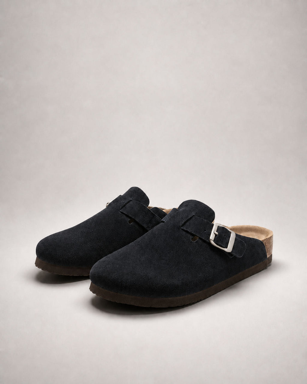 KASSEL™ | Zuecos de Ante con Plantilla Suave Premium