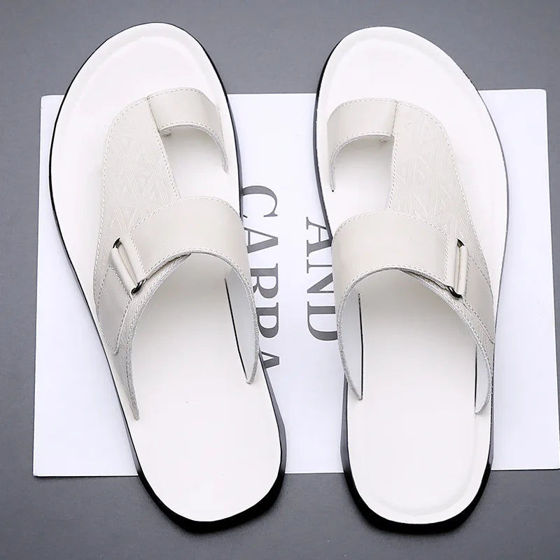 ASTON™ | Sandalias de Cuero con Tira en el Dedo
