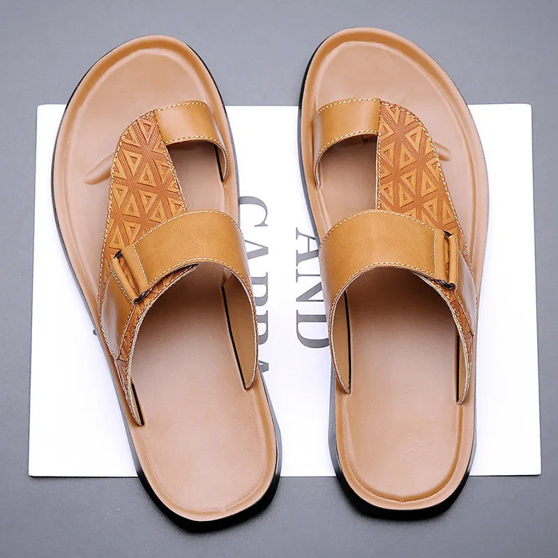 ASTON™ | Sandalias de Cuero con Tira en el Dedo