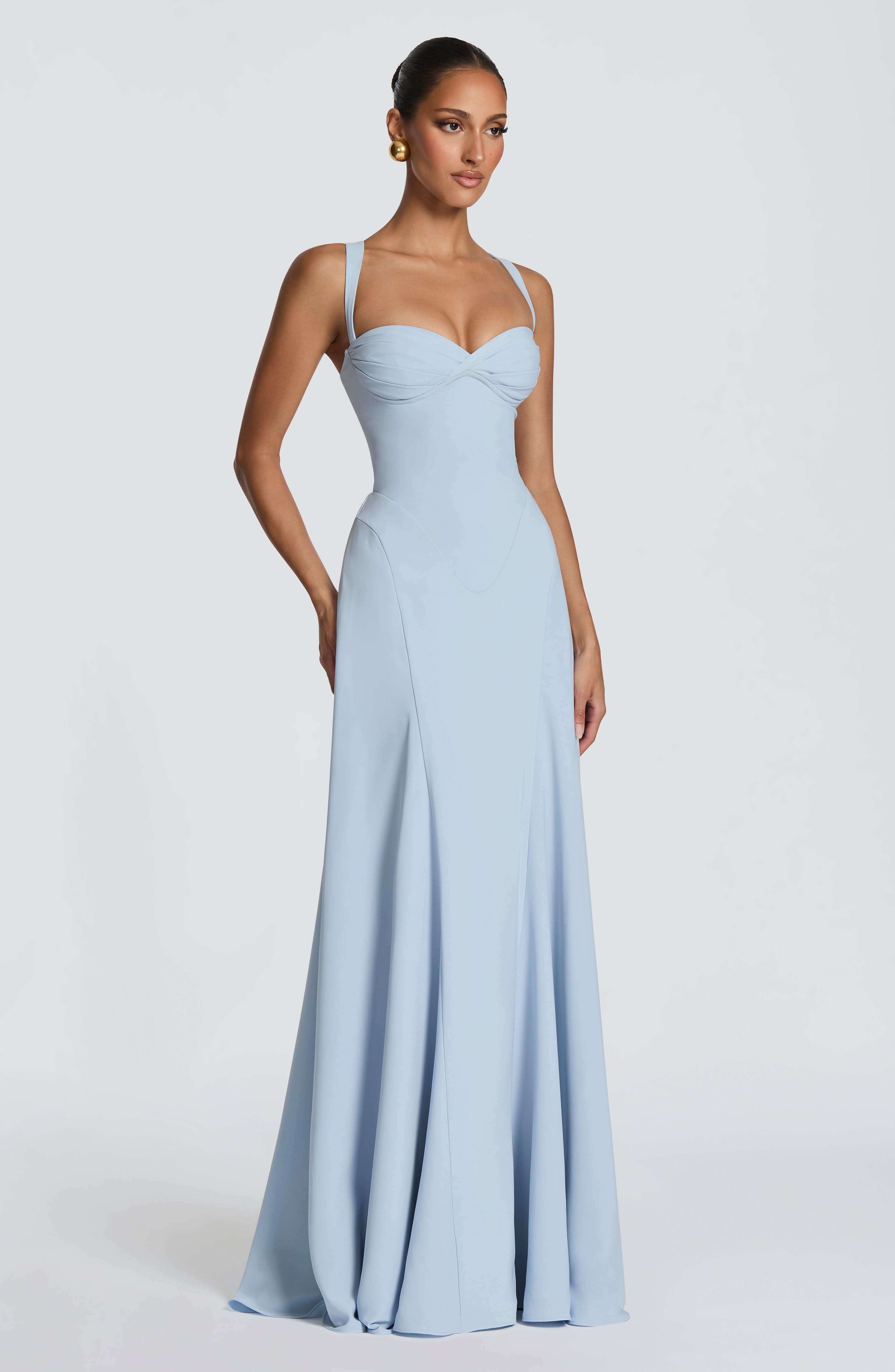 Vestido Leire™ | Maxi Satinado Escote Corazón - Best Seller