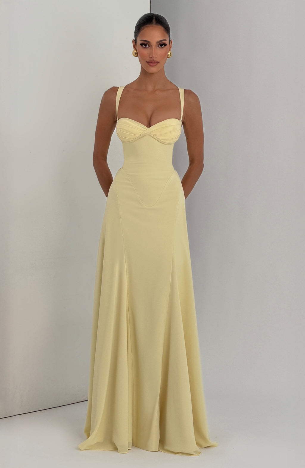Vestido Leire™ | Maxi Satinado Escote Corazón - Best Seller