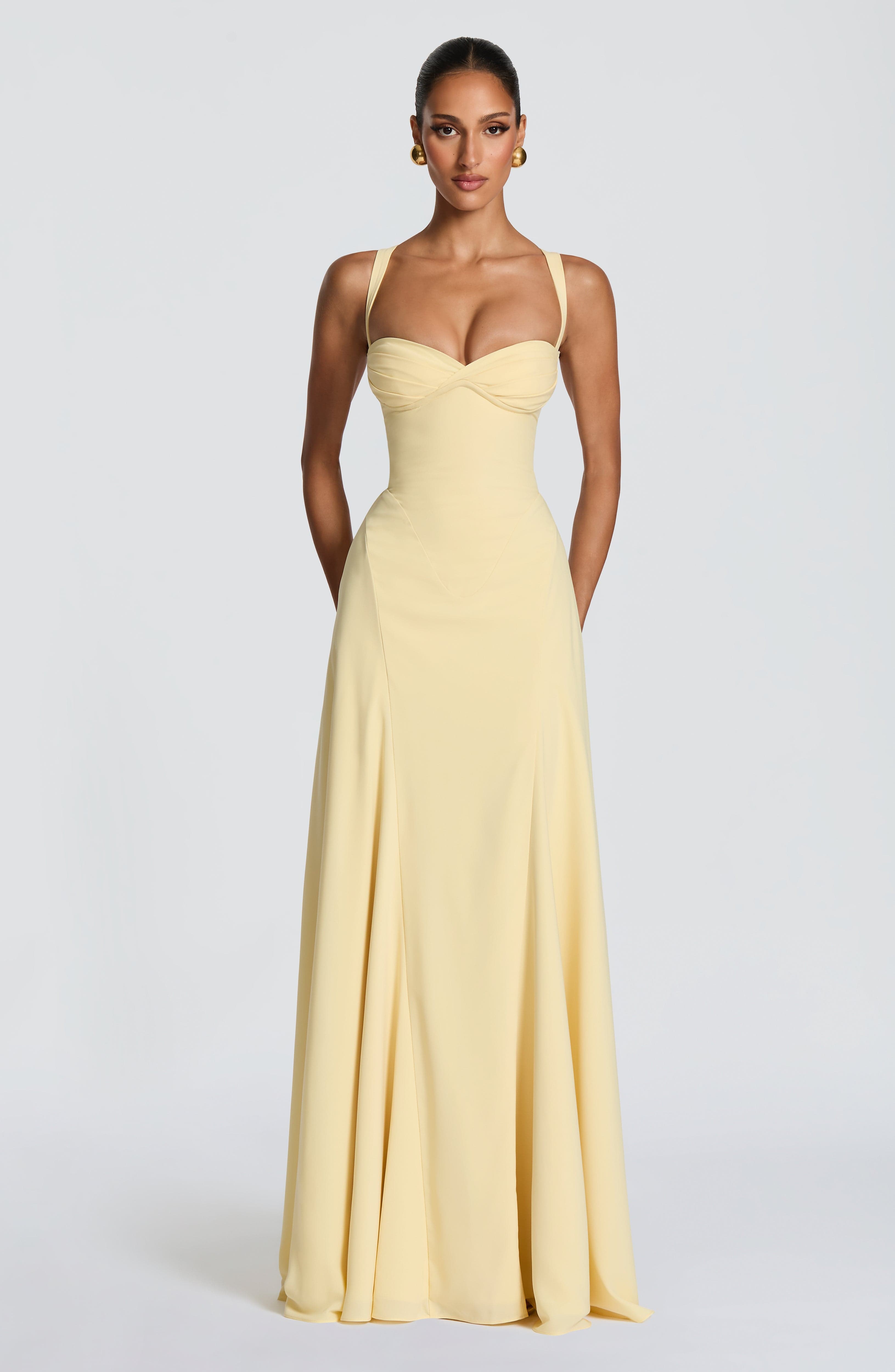 Vestido Leire™ | Maxi Satinado Escote Corazón - Best Seller