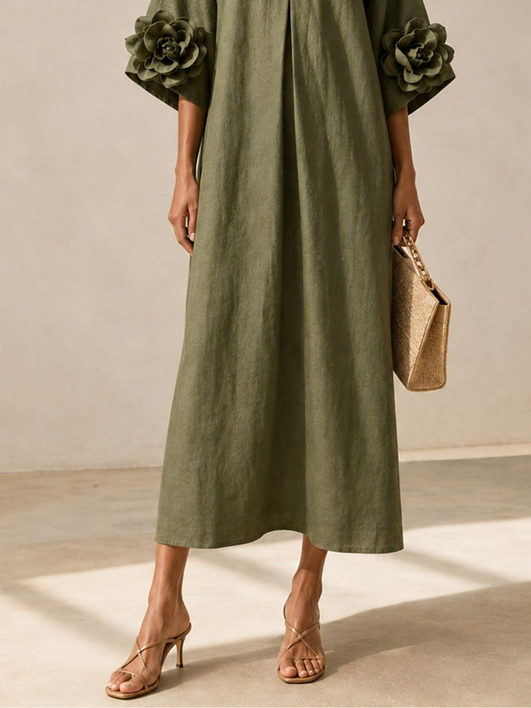 Floriana | Vestido Midi con Flores Aplicadas en las Mangas, Verde Olivo